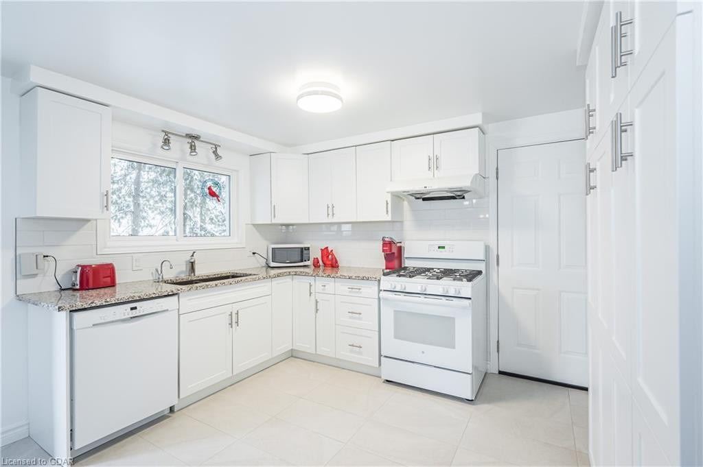 46 Mcelderry Rd