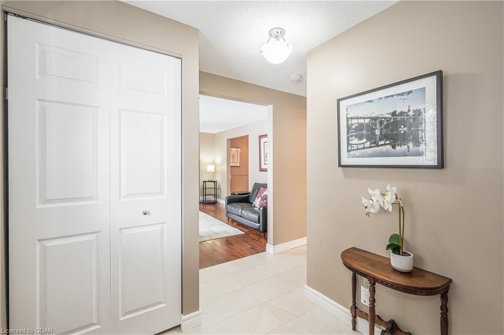 46 Mcelderry Rd