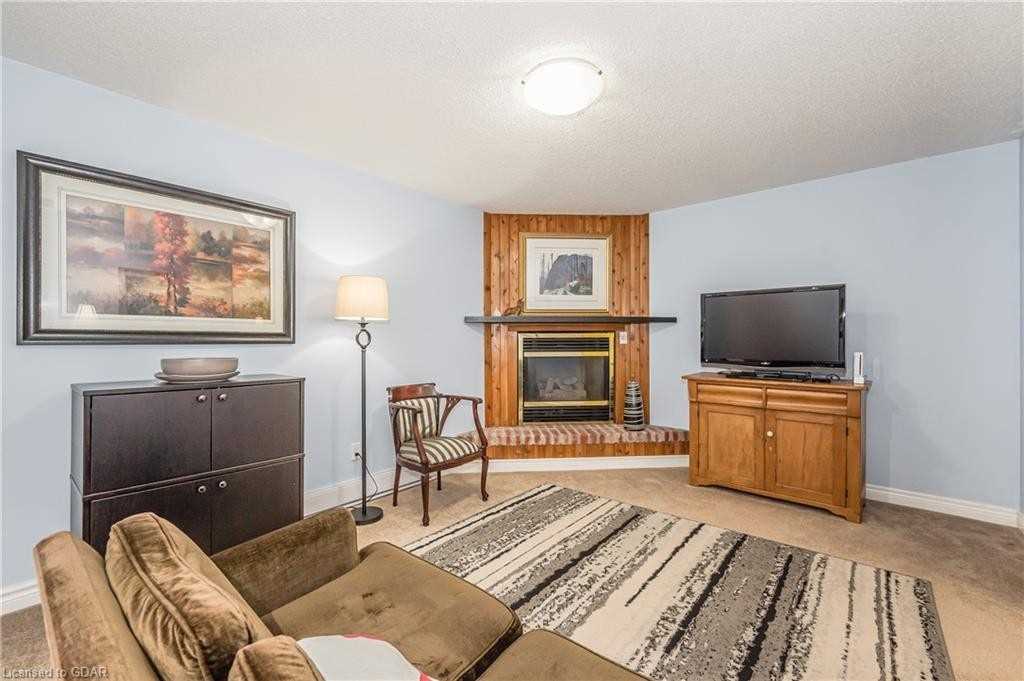 46 Mcelderry Rd