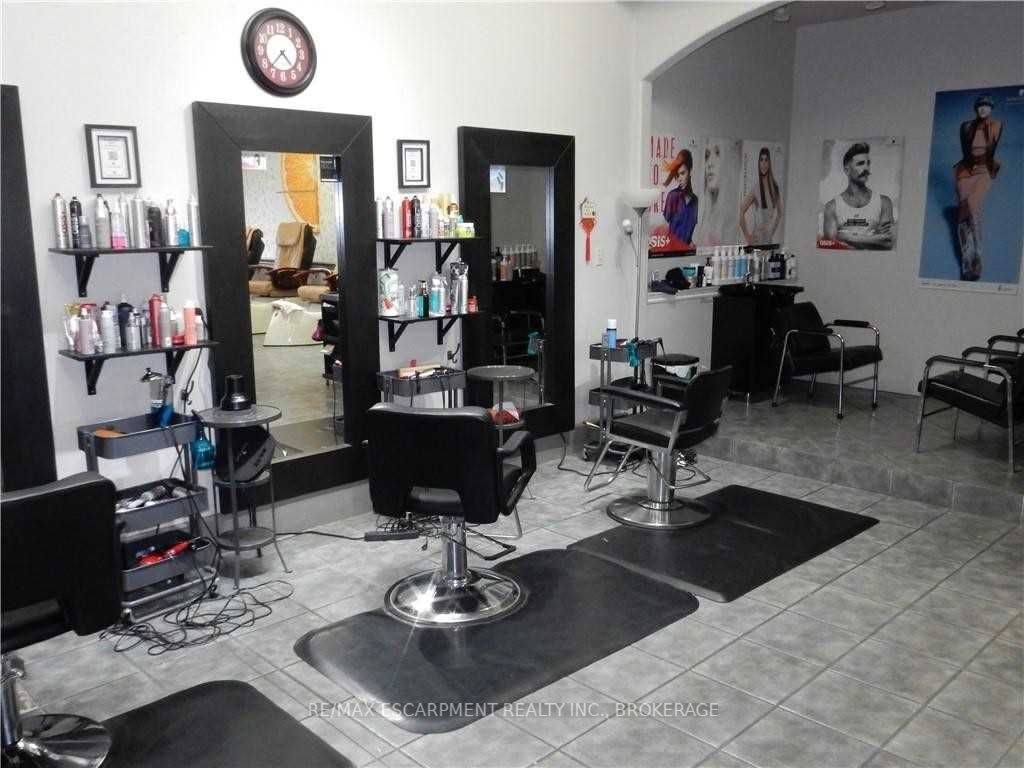 Listing X5884014 - Large Photo # 14