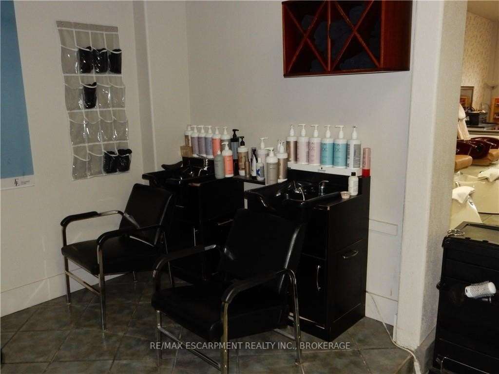 Listing X5884014 - Large Photo # 17