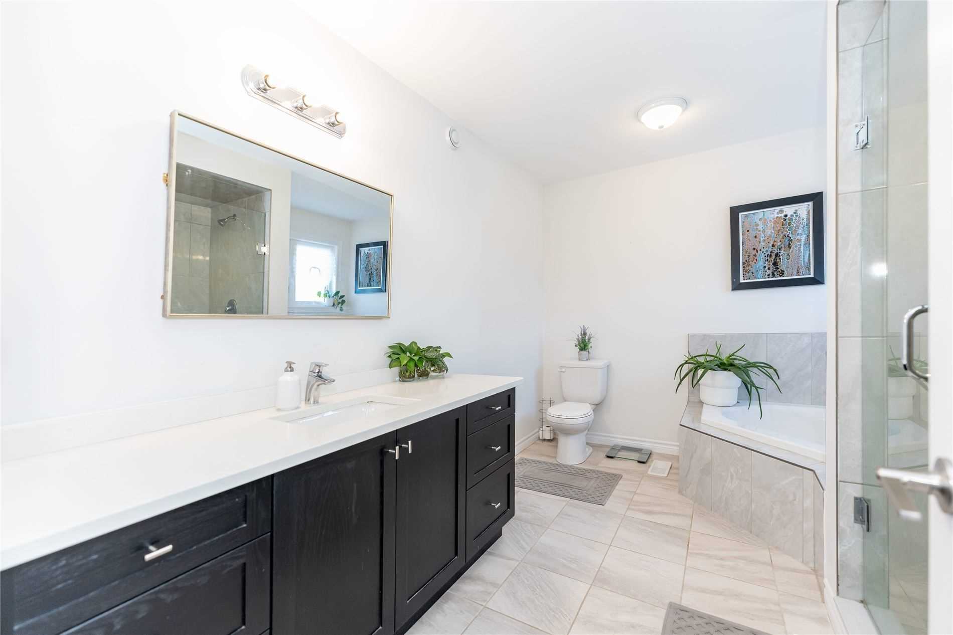 Listing X5885120 - Large Photo # 22