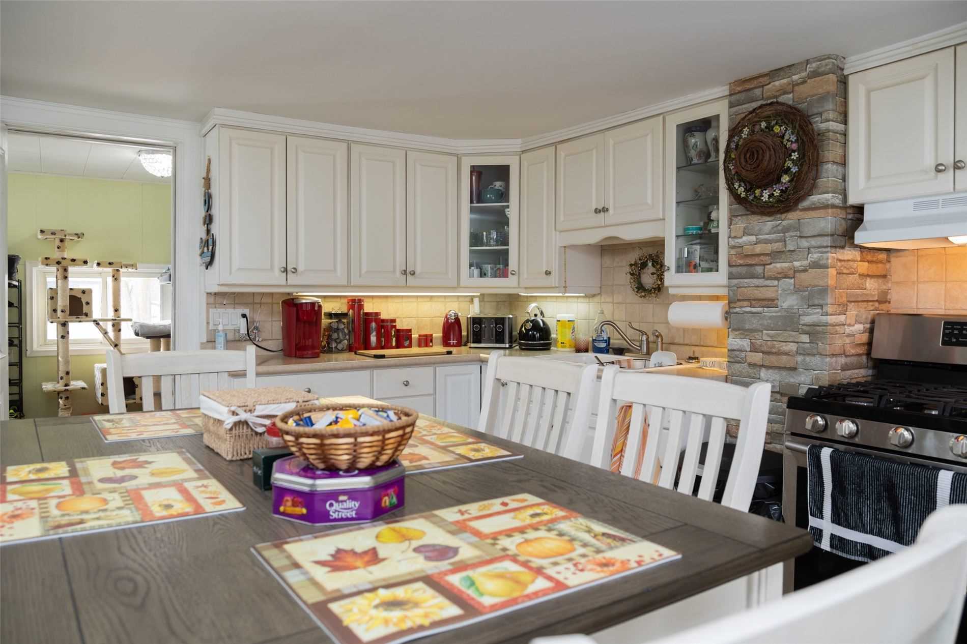 Listing X5885570 - Large Photo # 12