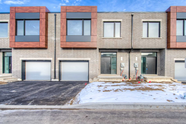416 Dundas South St, Cambridge
