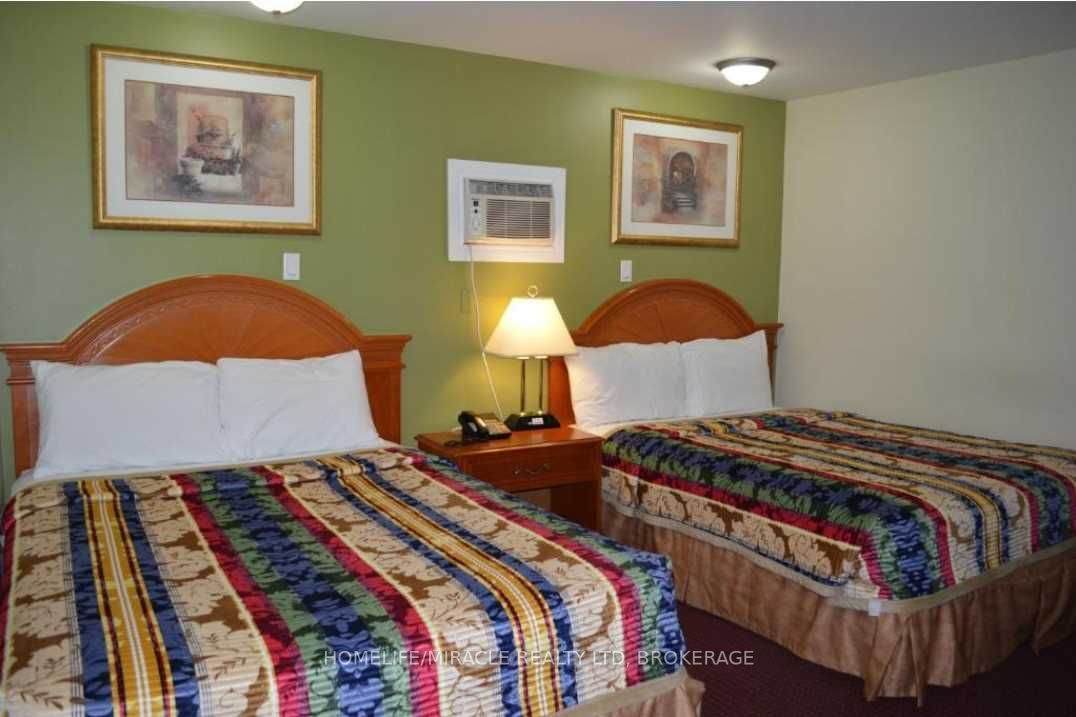Listing X5886127 - Large Photo # 5