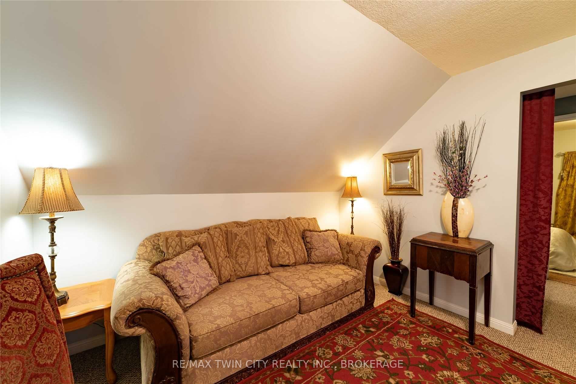 Listing X5886747 - Large Photo # 22