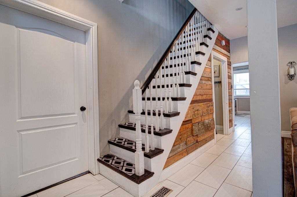 Listing X5887839 - Large Photo # 3
