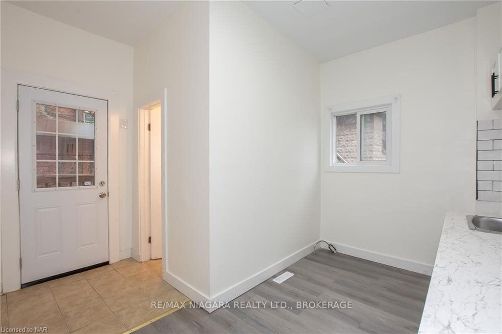 Listing X5889261 - Large Photo # 25