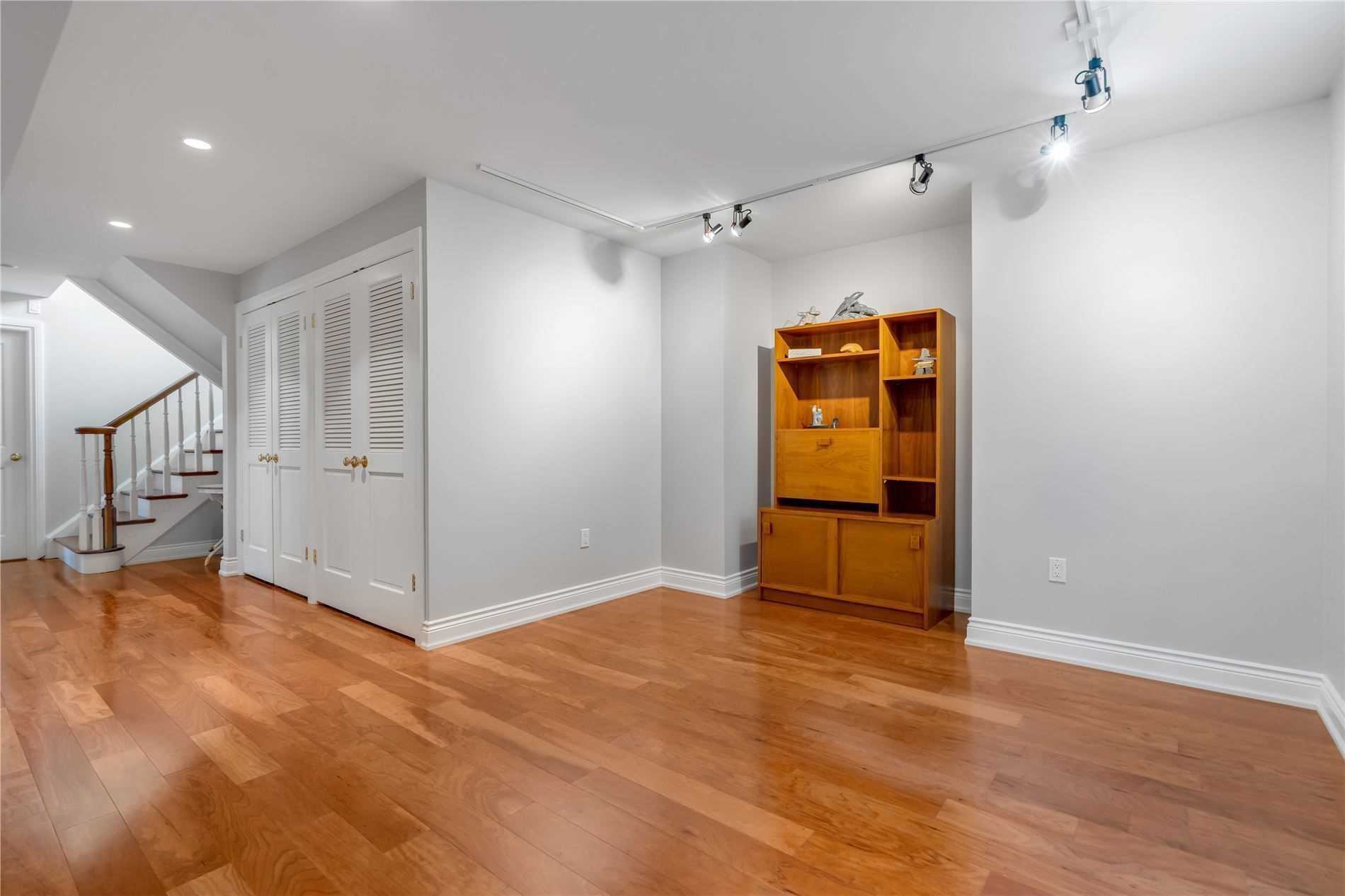 Listing X5890137 - Large Photo # 34