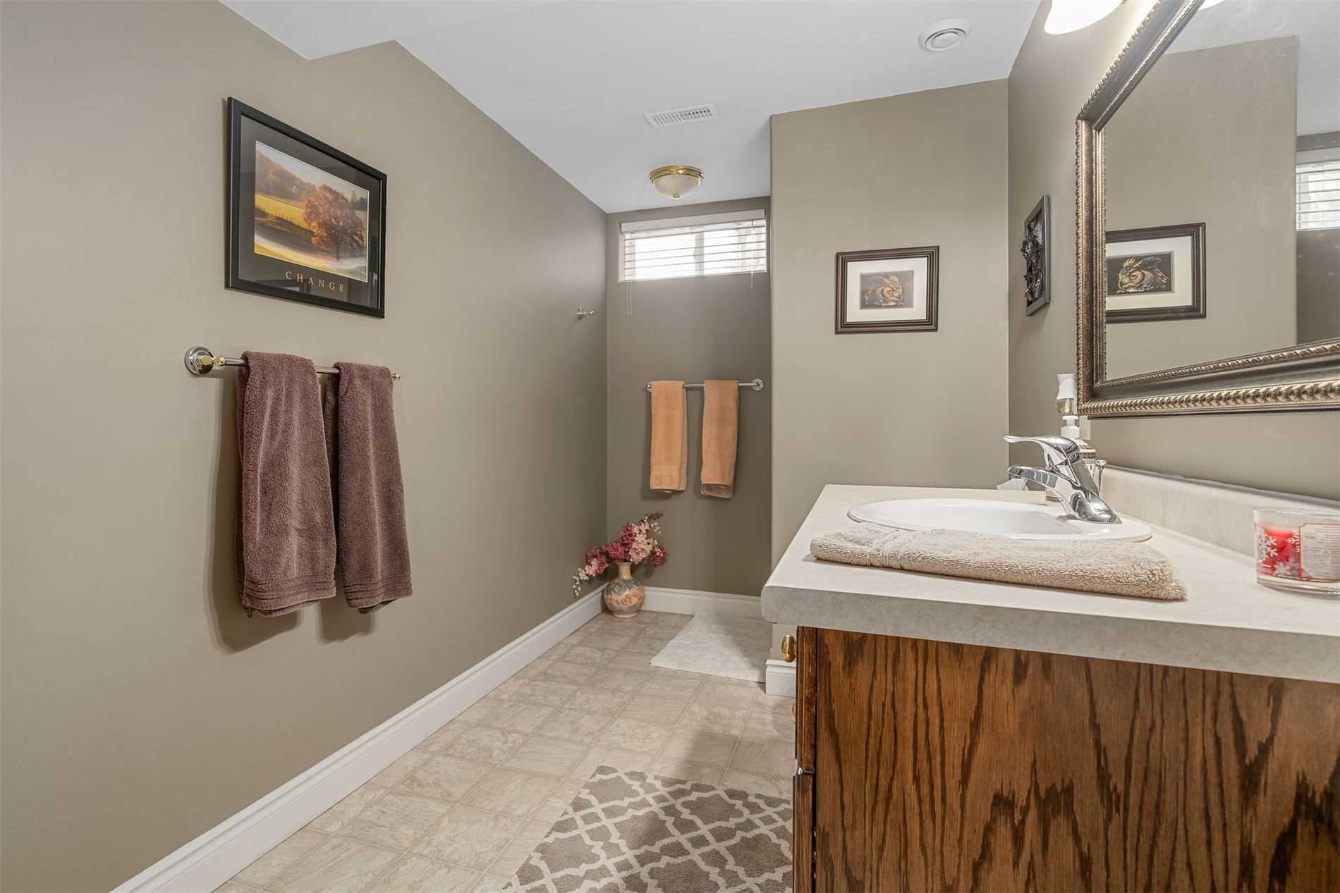 Listing X5890185 - Large Photo # 29
