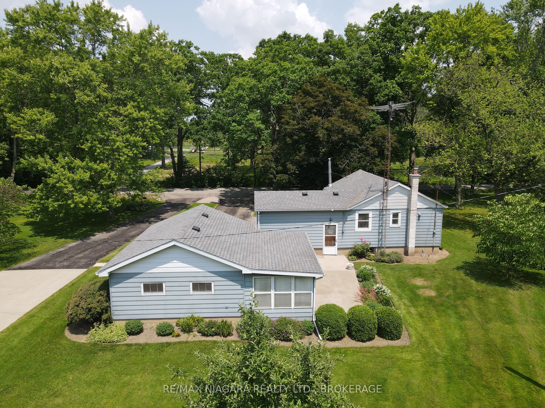 Listing X5890869 - Large Photo # 2