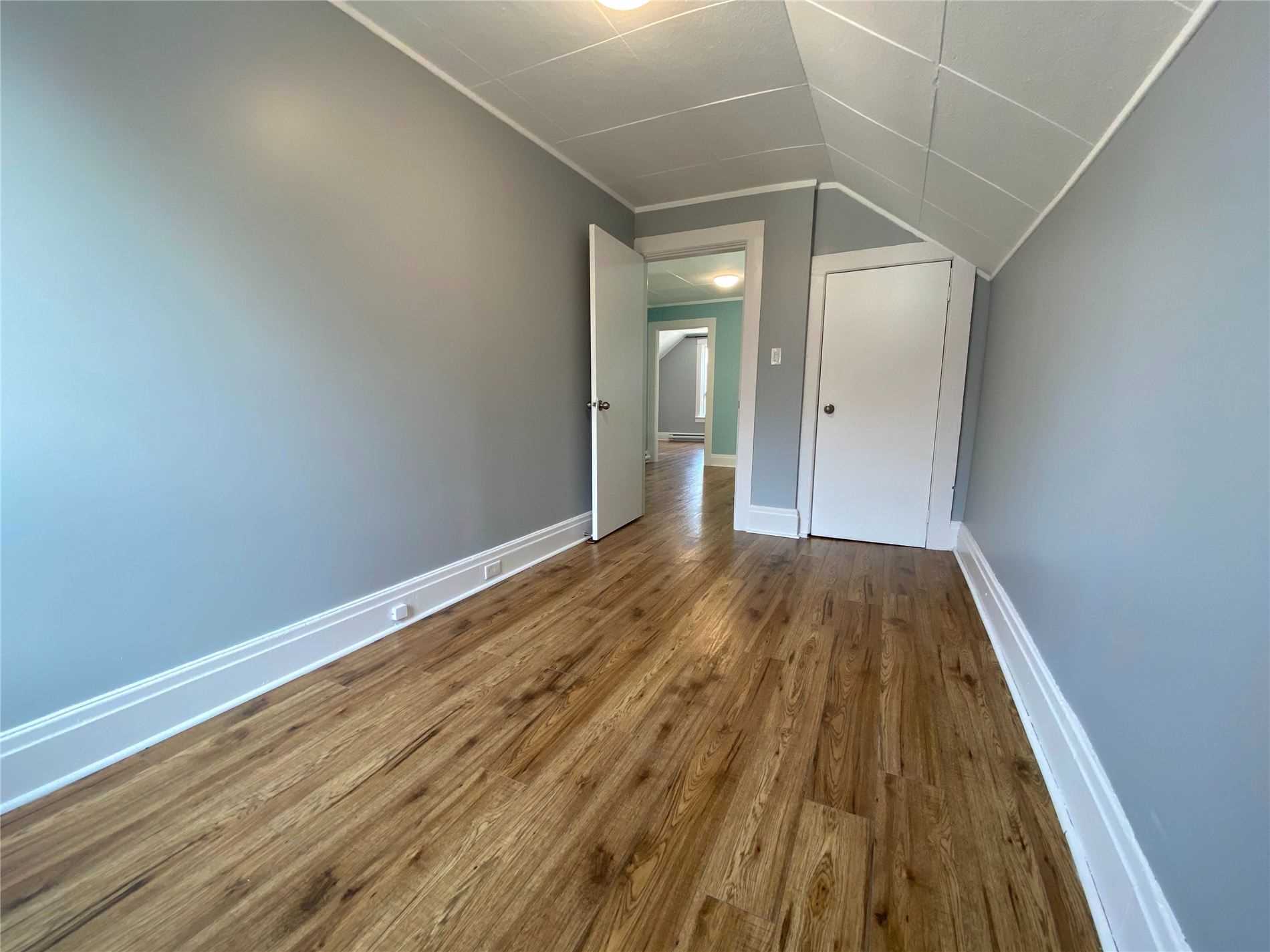Listing X5890945 - Large Photo # 27