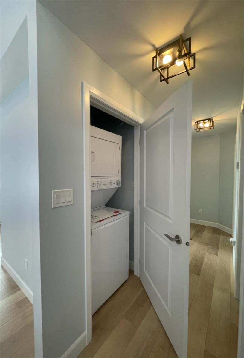 80B Helen St