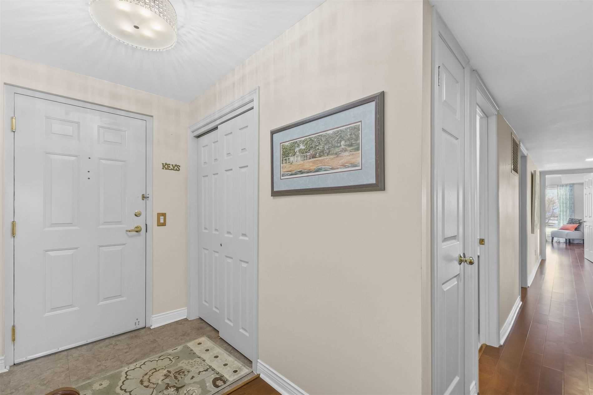 Listing X5894881 - Large Photo # 2