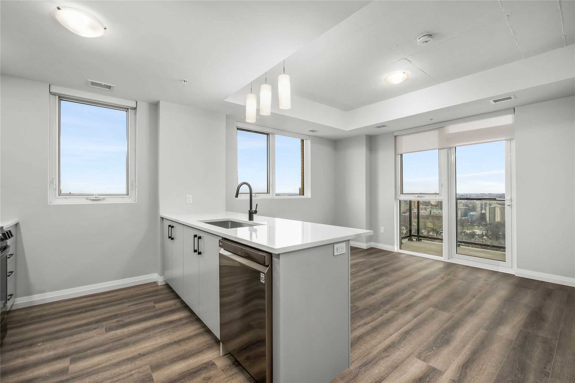 Listing X5896025 - Large Photo # 11