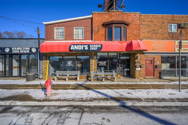 1465 Main St E, Hamilton