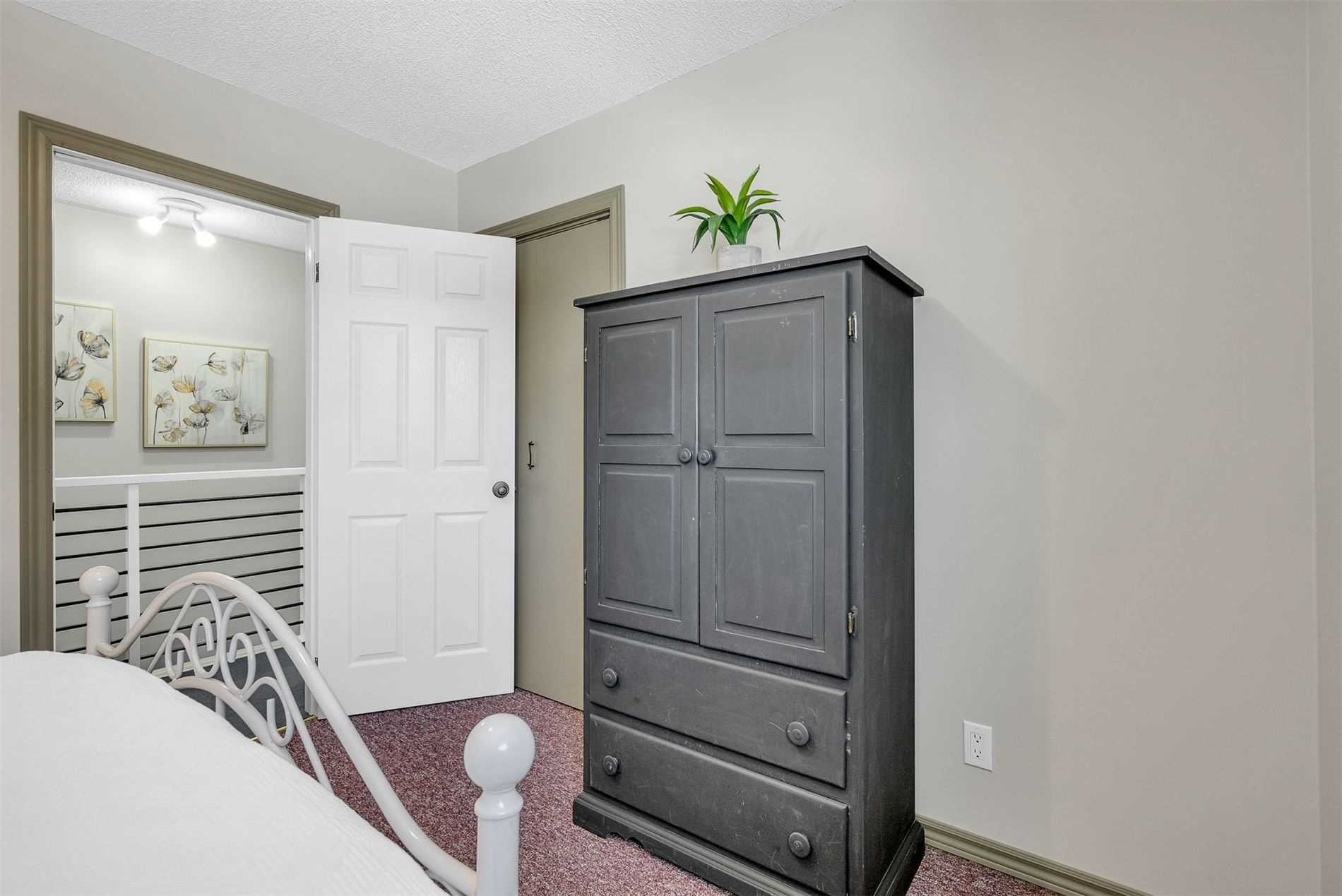 Listing X5898675 - Large Photo # 34