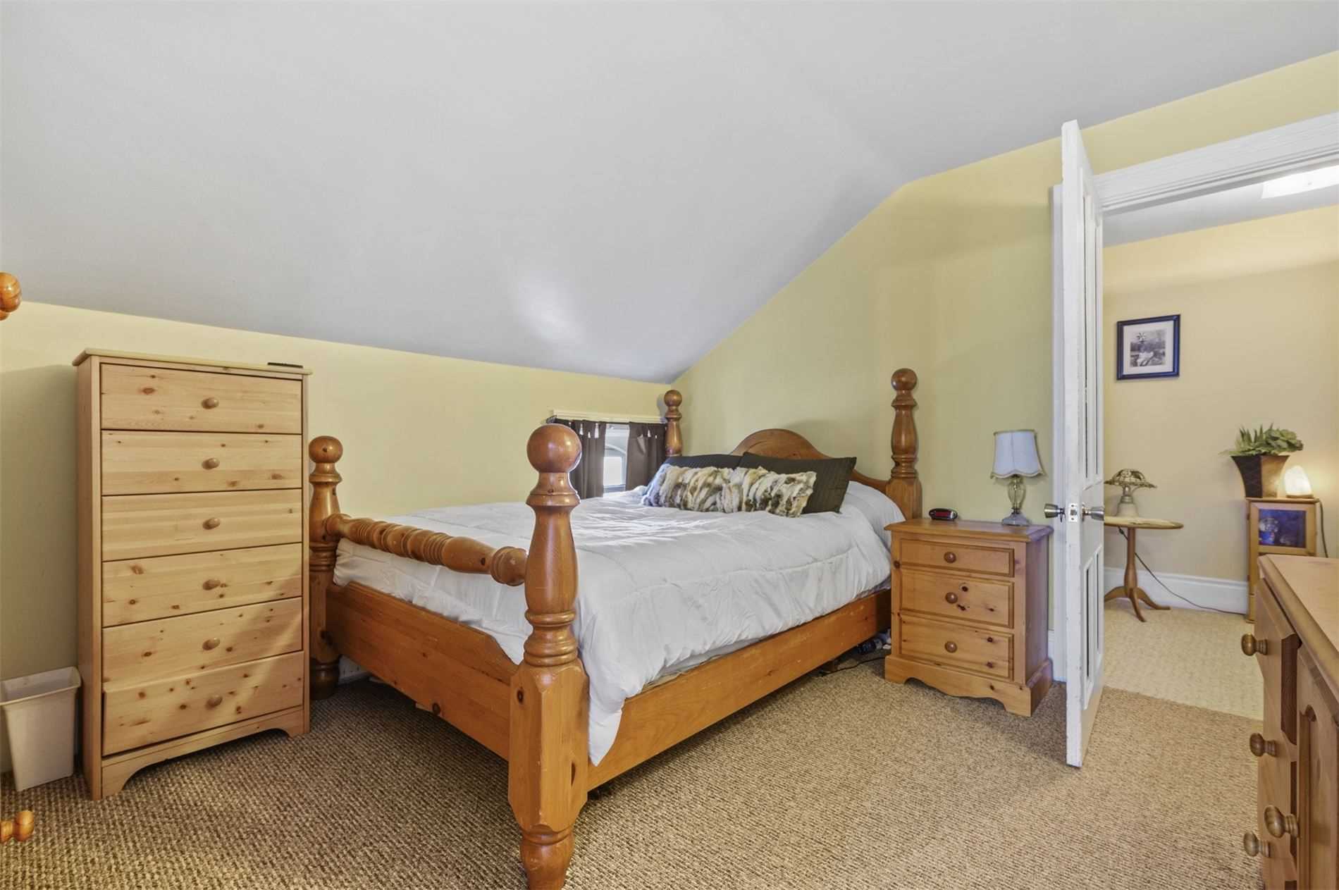 Listing X5898919 - Large Photo # 35