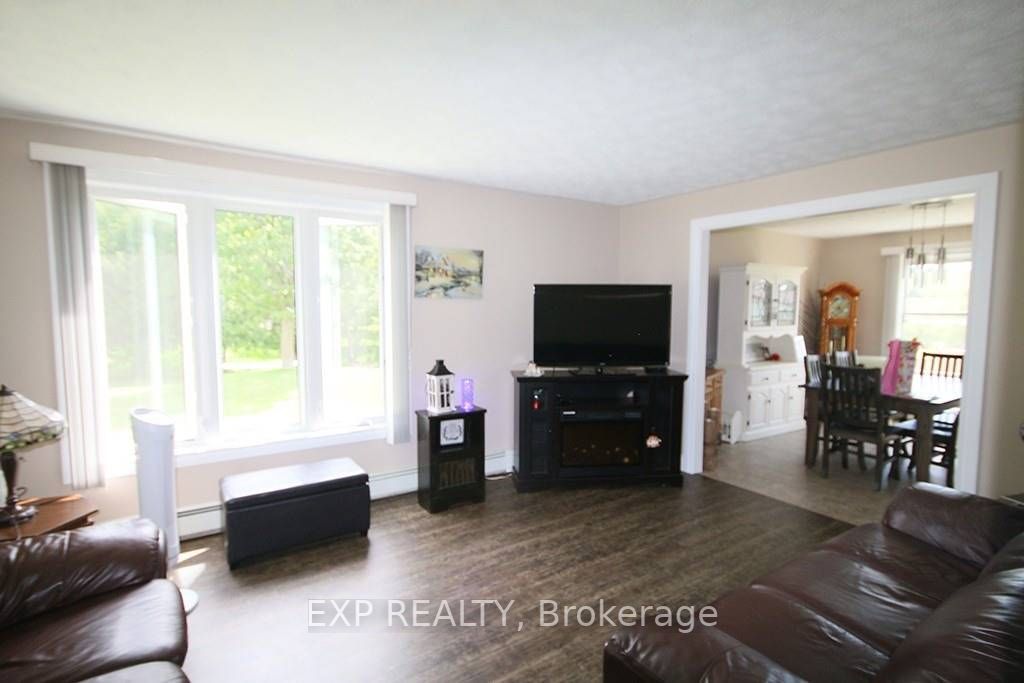Listing X5899035 - Large Photo # 7