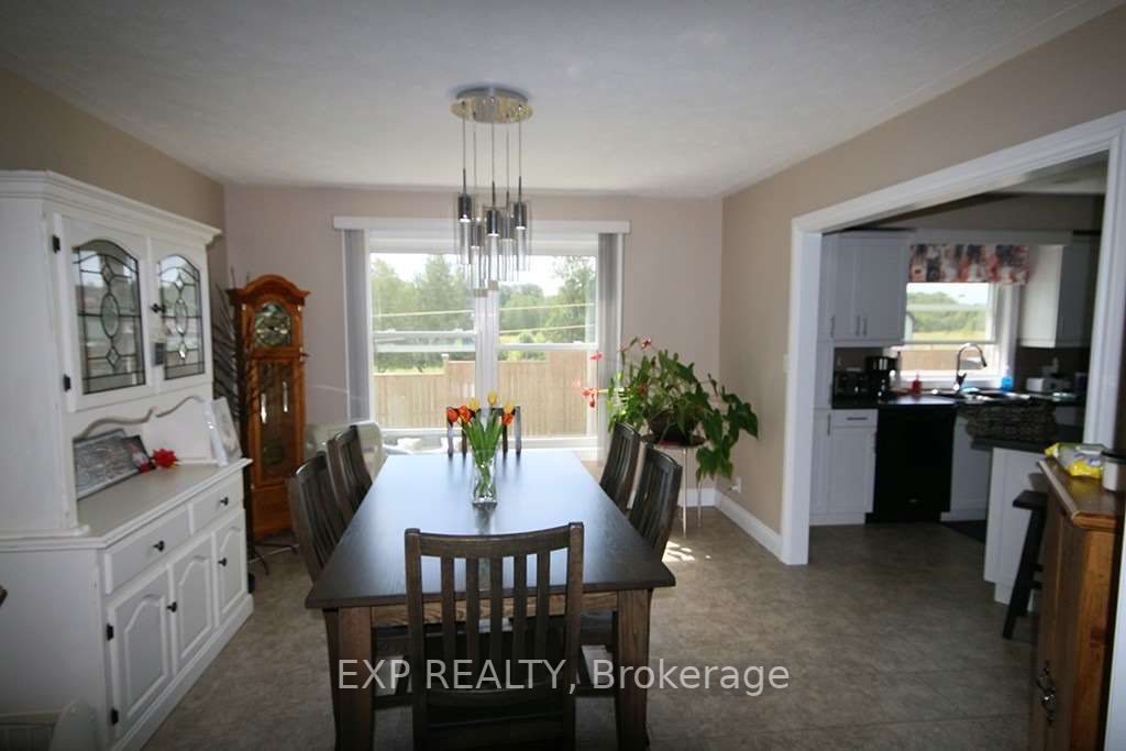 Listing X5899035 - Large Photo # 4