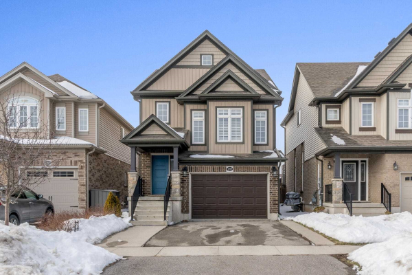 203 Hardcastle Dr, Cambridge