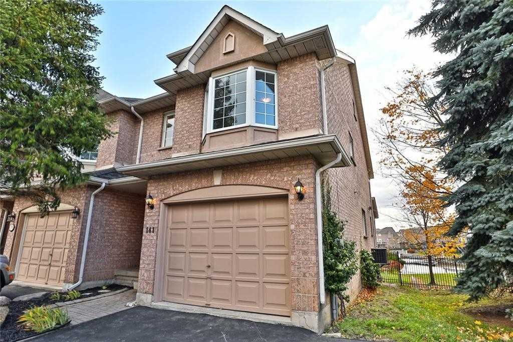 141 Edgewater Dr
