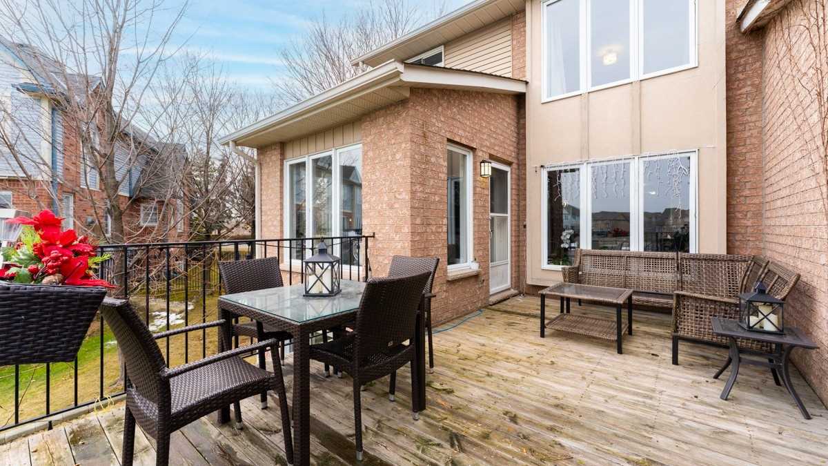 141 Edgewater Dr