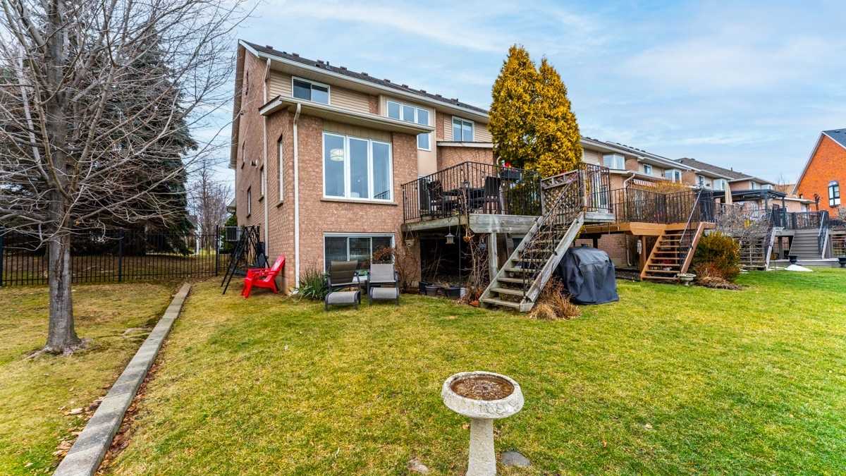 141 Edgewater Dr