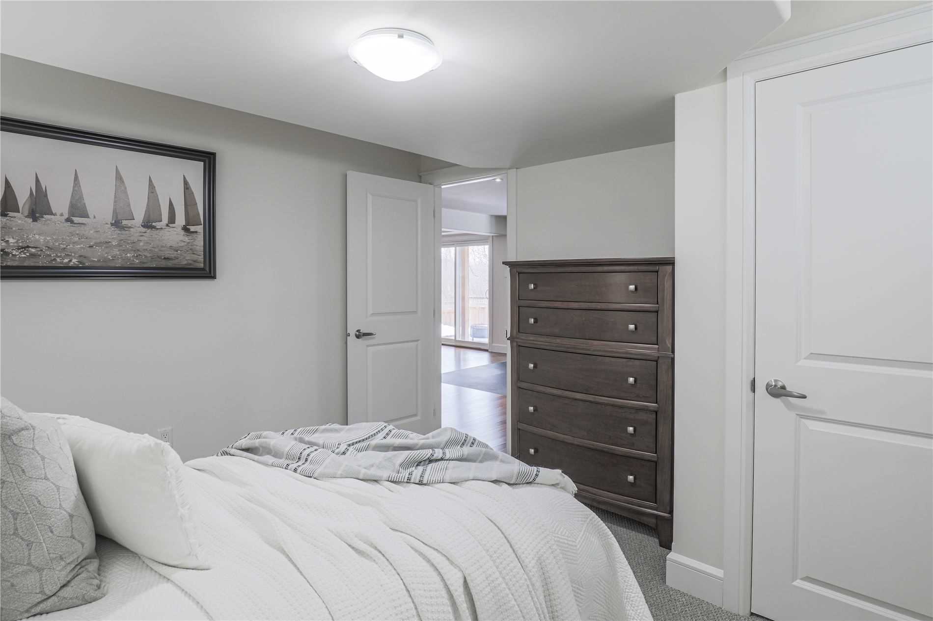 10 Moynes Crt