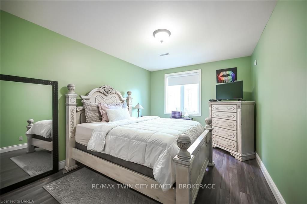 Listing X5900156 - Large Photo # 27