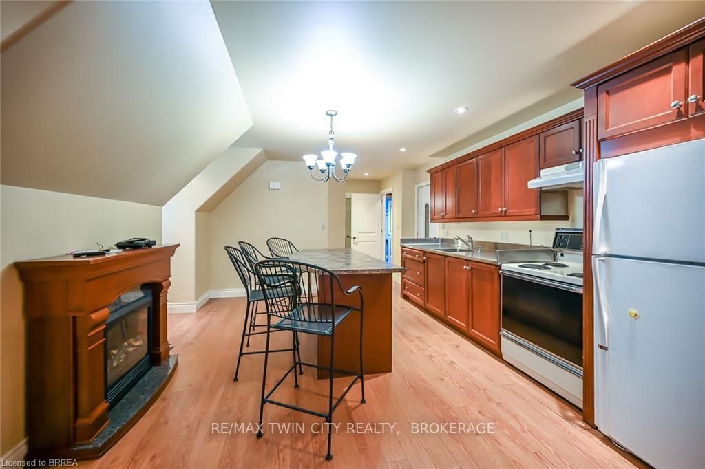 Listing X5900156 - Large Photo # 15