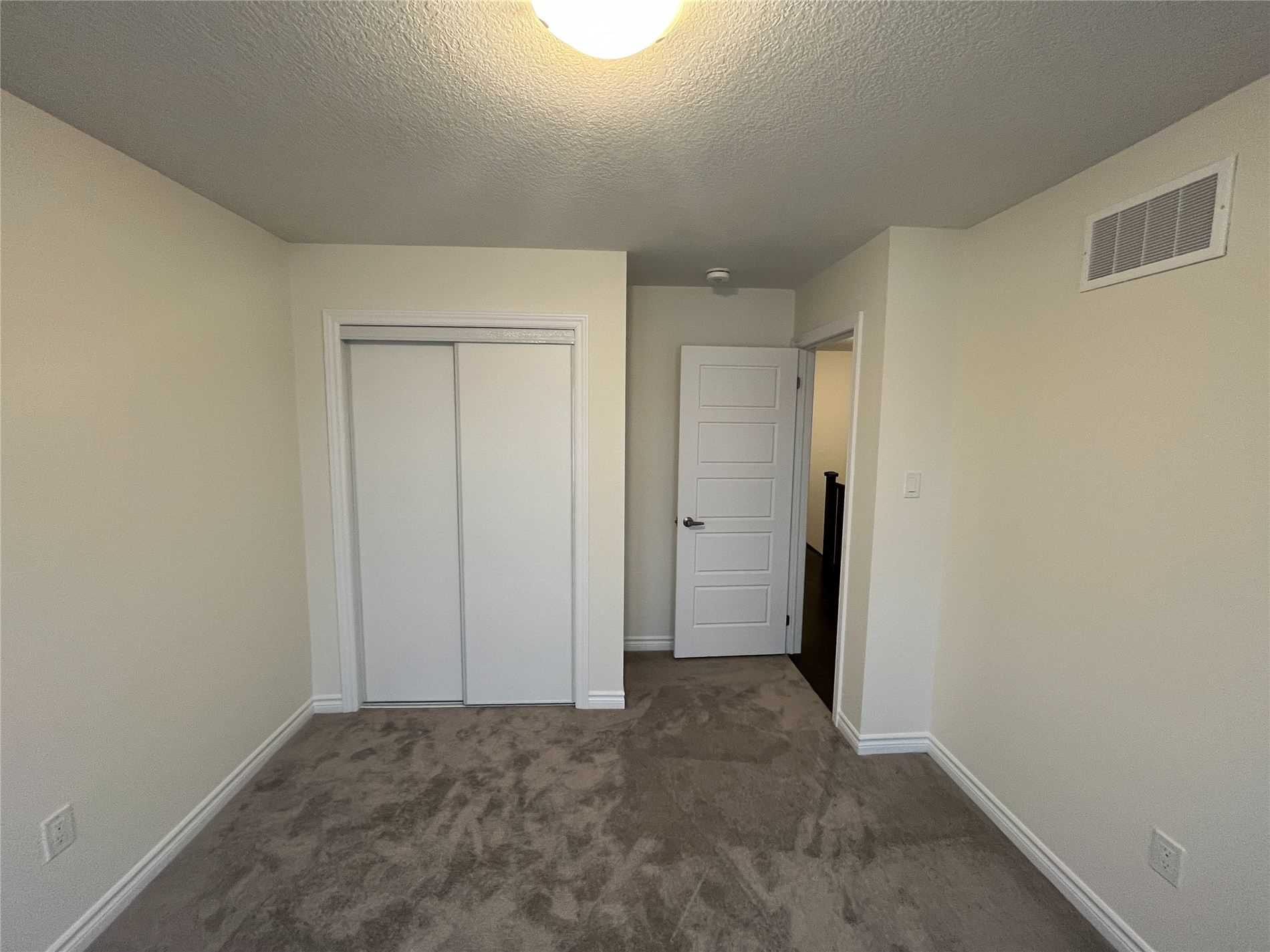 Listing X5900189 - Large Photo # 27