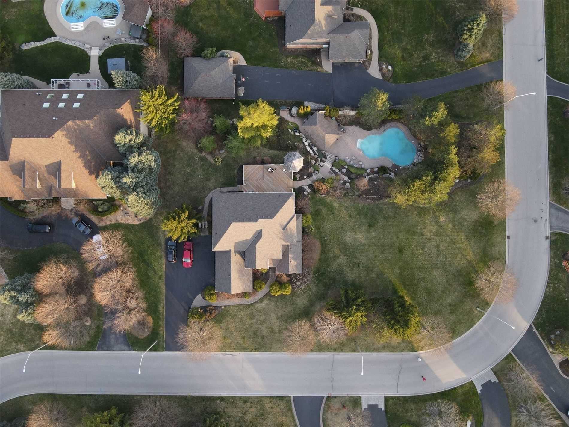 9 Palomino Dr