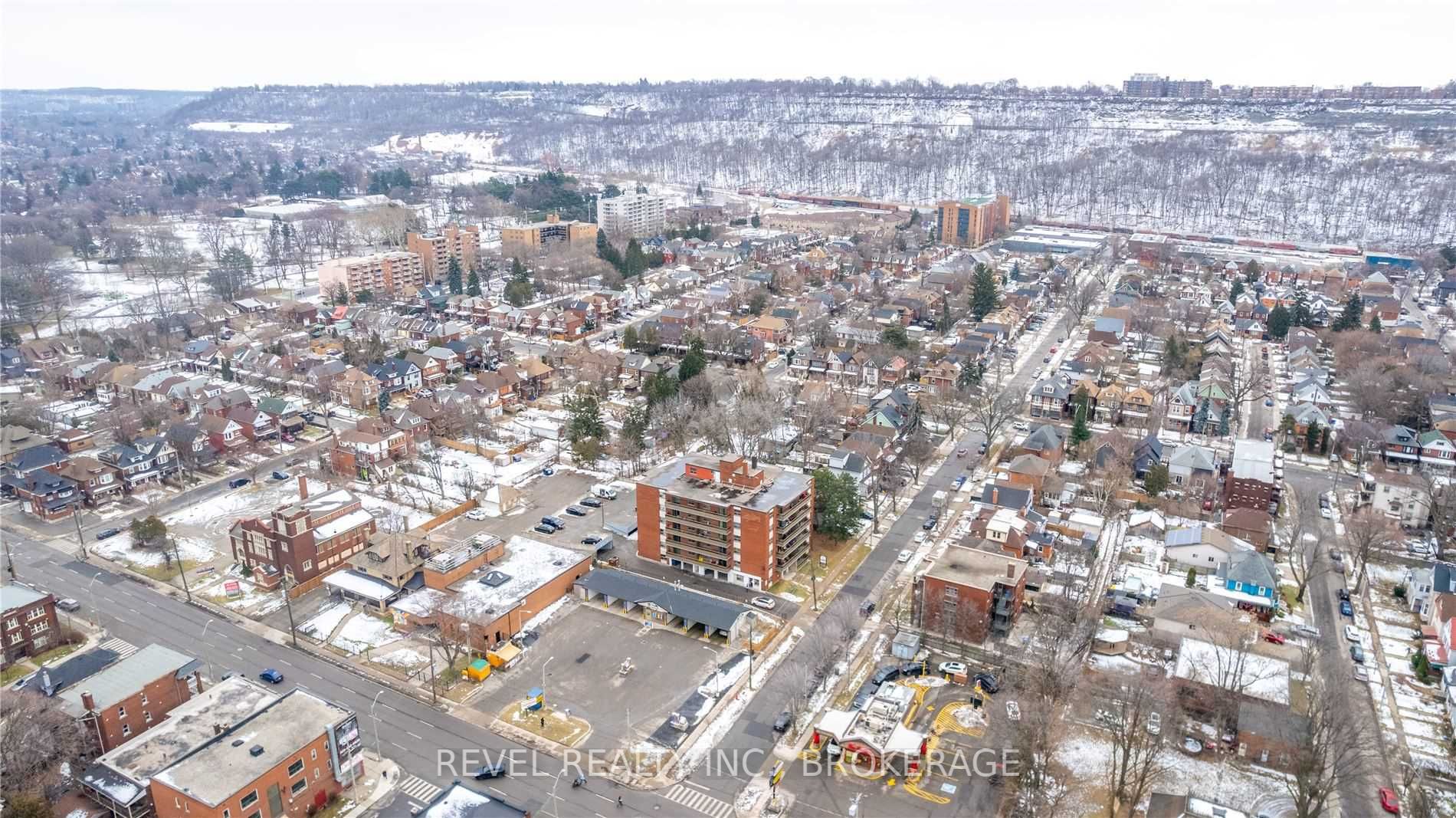 Listing X5901013 - Large Photo # 30