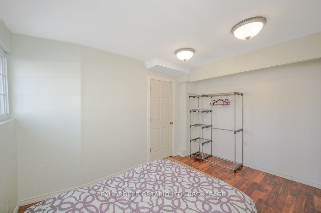 Listing X5901439 - Large Photo # 22