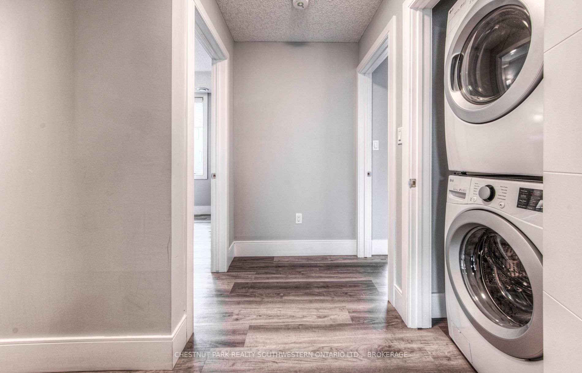 Listing X5901516 - Large Photo # 17
