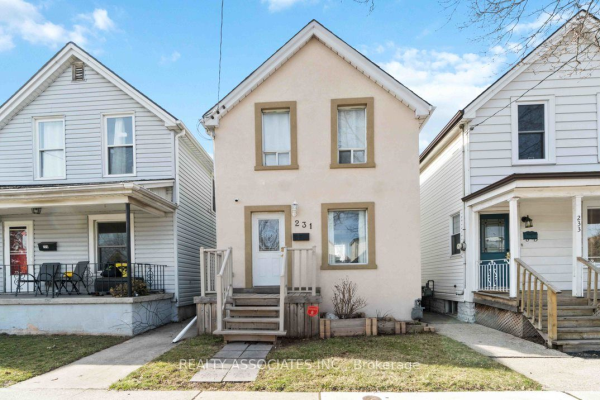 231 Tragina Ave N, Hamilton
