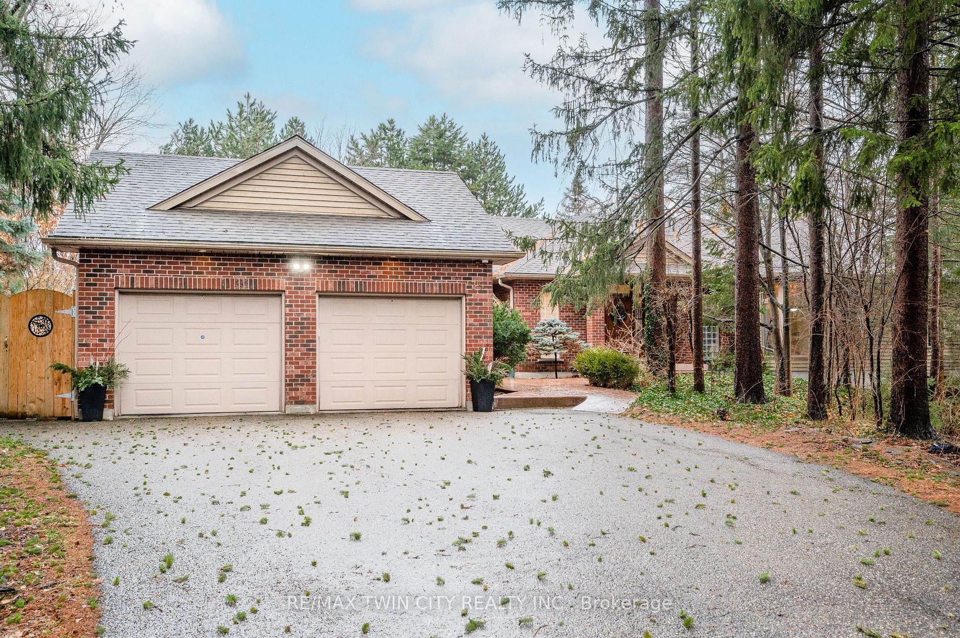 39 Mcdougall Road