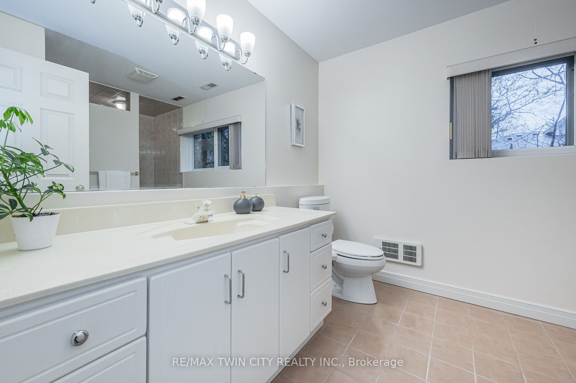 39 Mcdougall Road
