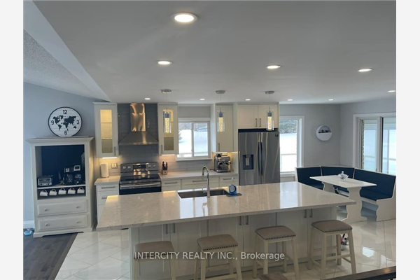 37 Wispi Shore Dr W, Kawartha Lakes