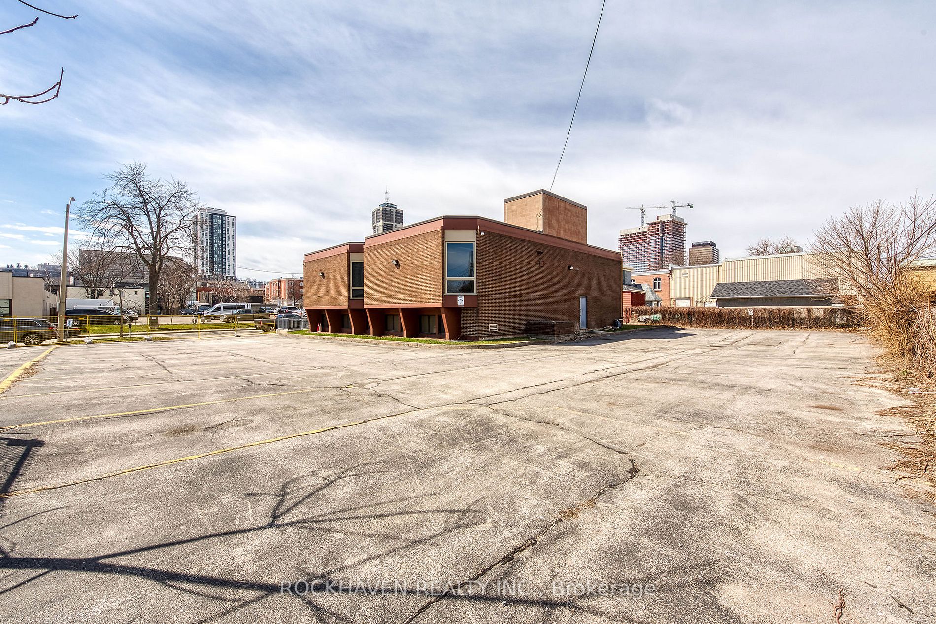Listing X5904436 - Large Photo # 5