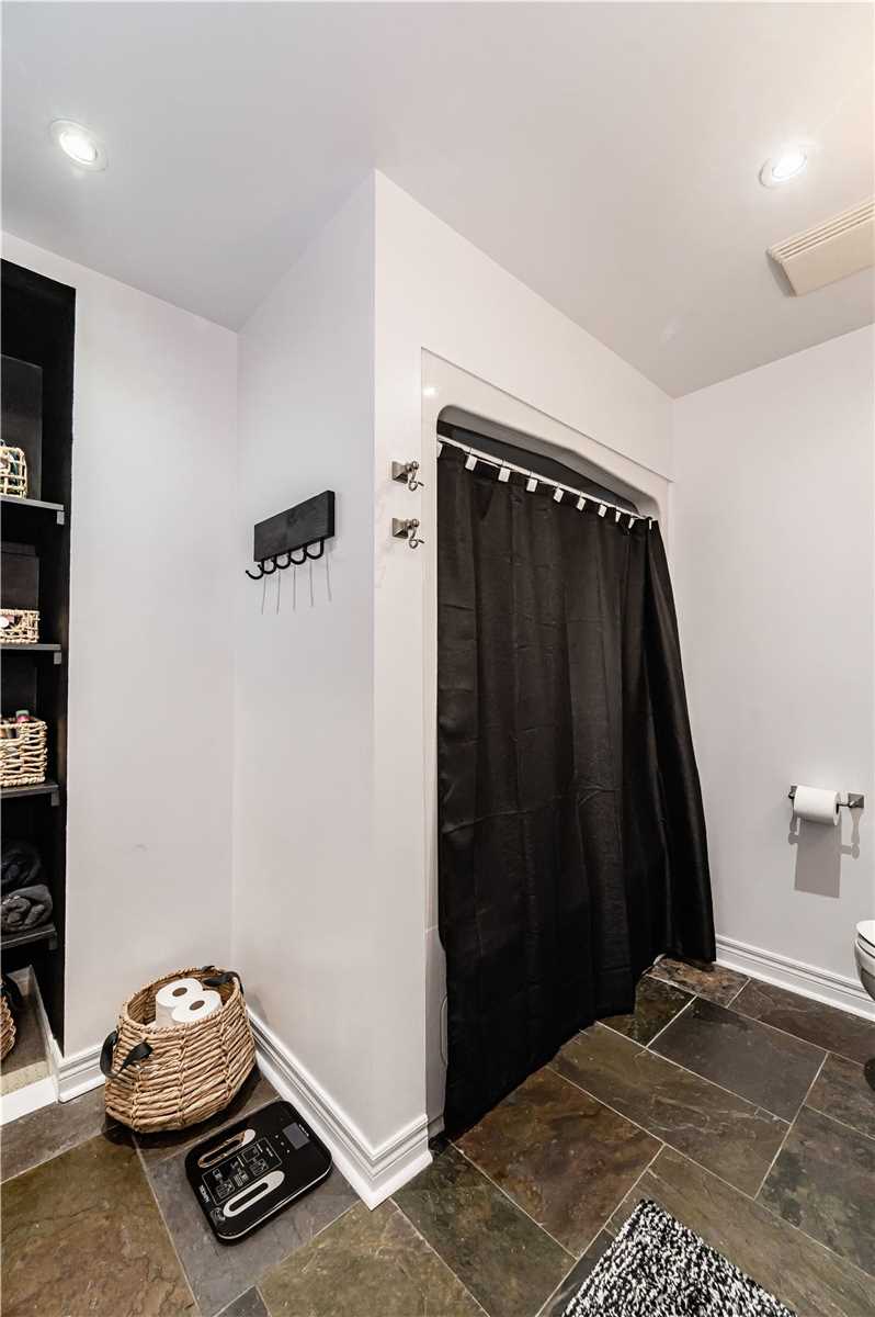 Listing X5904511 - Large Photo # 27