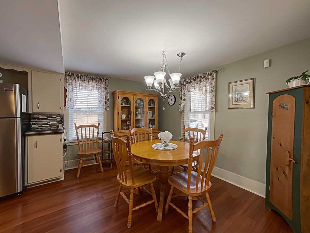 Listing X5905541 - Large Photo # 5