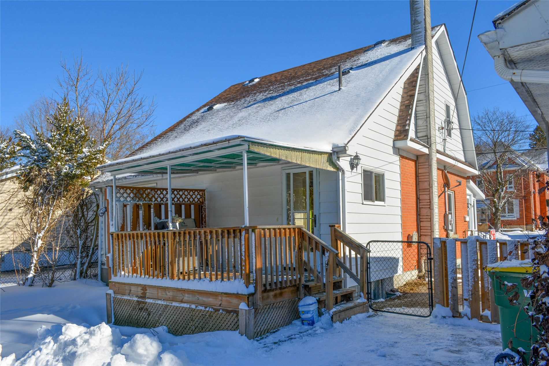 116 Main Street W