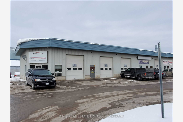 724 Erskine Ave, Peterborough