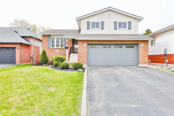 53 Batson Cres