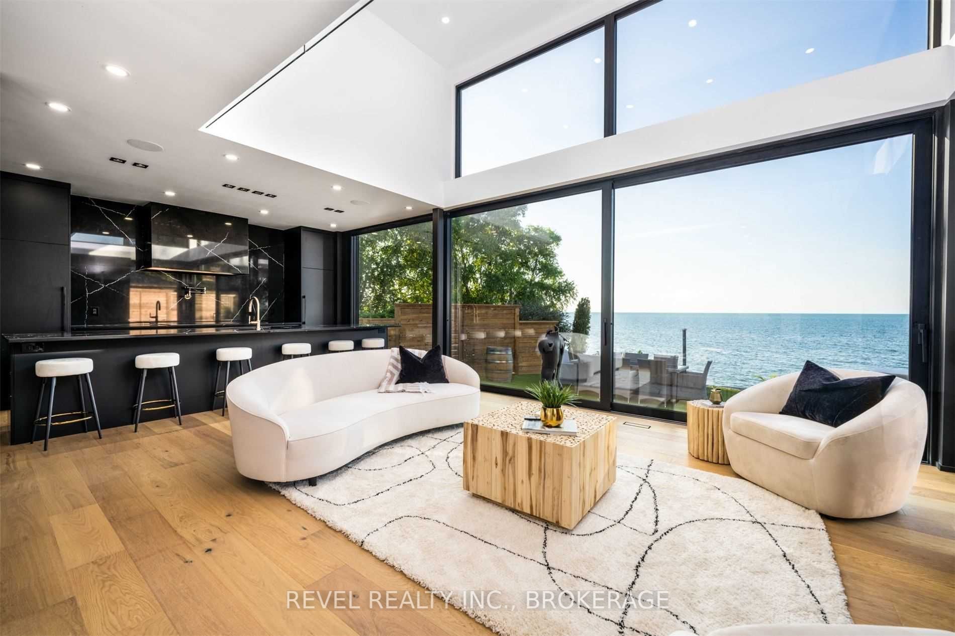 6 Firelane 11A Street