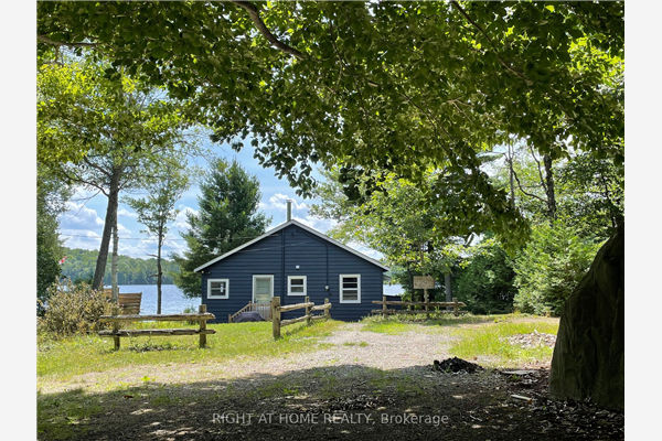 1022 Corbett Rd, Muskoka Lakes