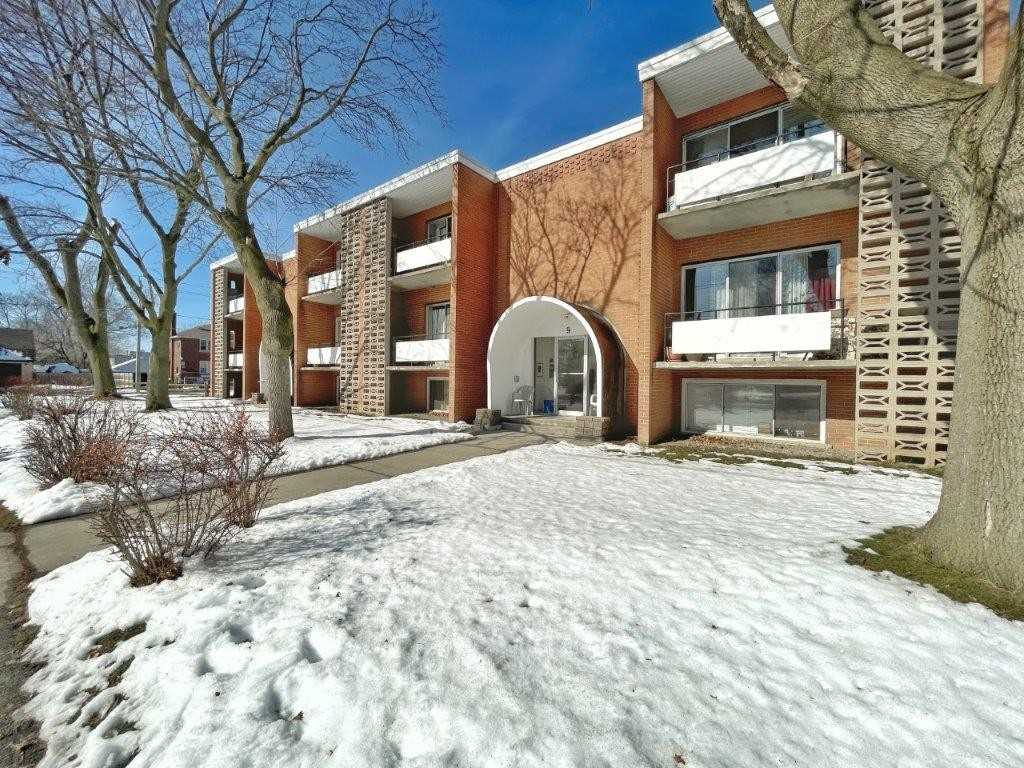 Listing X5909051 - Large Photo # 2