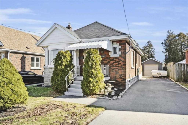 179 Parkdale Ave S, Hamilton